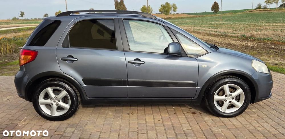 Suzuki SX4 1.6 GLX / Comfort - 4