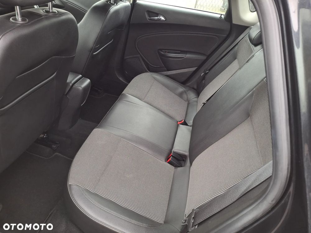 Opel Astra 1.7 CDTI Cosmo - 10