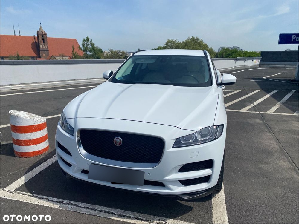 Jaguar F-Pace 2.0 i4D AWD Prestige - 3
