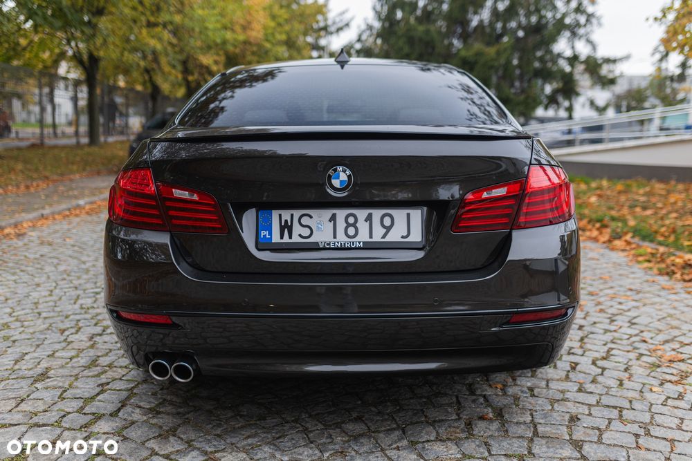 BMW Seria 5 520d xDrive Luxury Line - 11