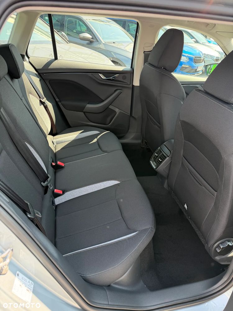 Skoda Kamiq 1.5 TSI Drive DSG - 6