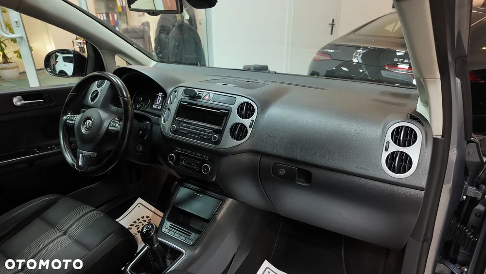 Volkswagen Golf Plus 1.6 TDI DPF MATCH - 33