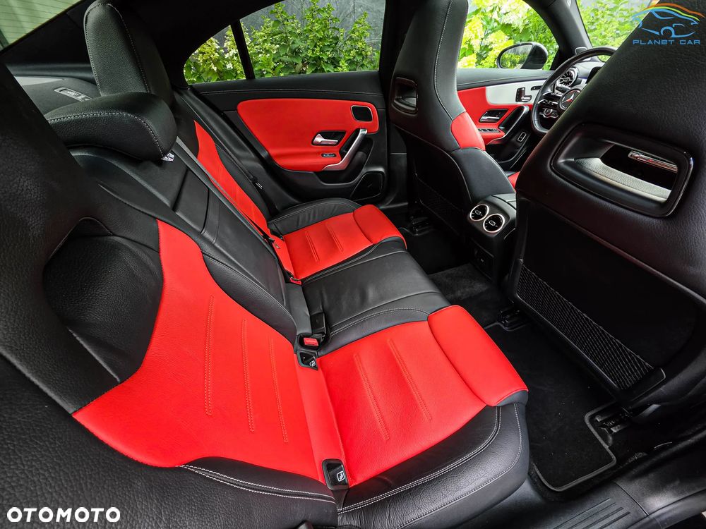 Mercedes-Benz CLA 200 AMG Line 7G-DCT - 19