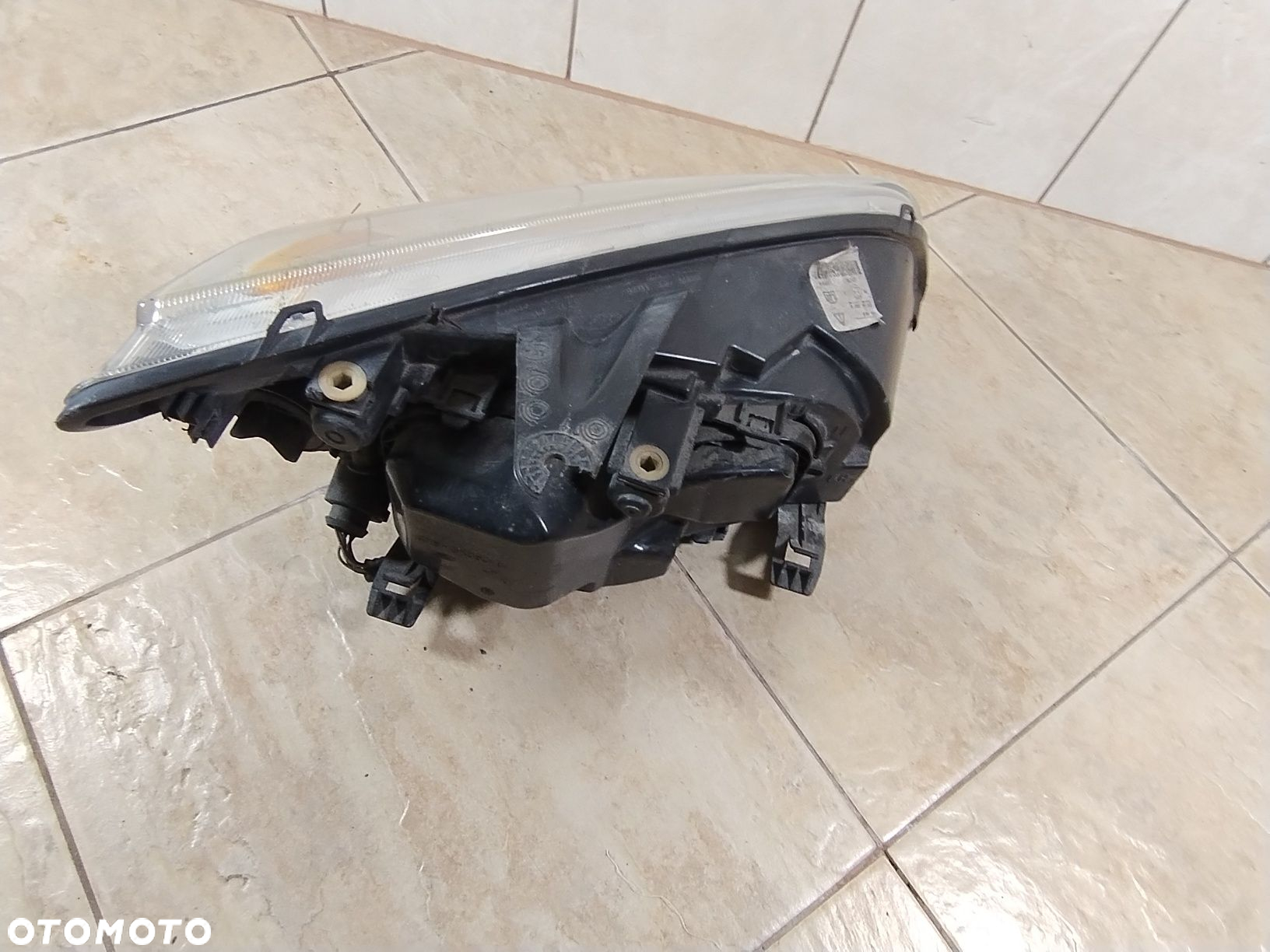 Ford Focus 2 lampa reflektor lewy przód wysyłka OLX - 6