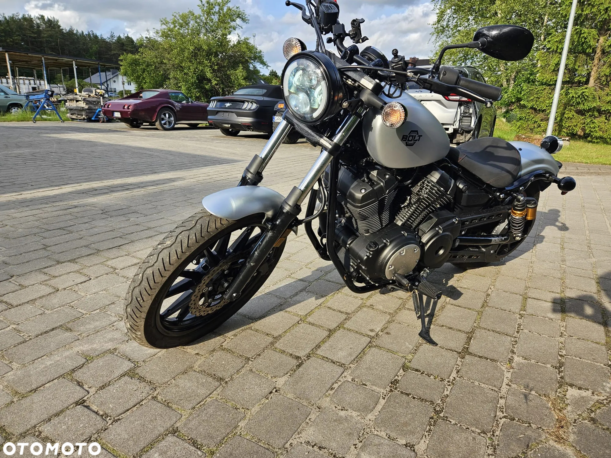 Yamaha XVS - 4