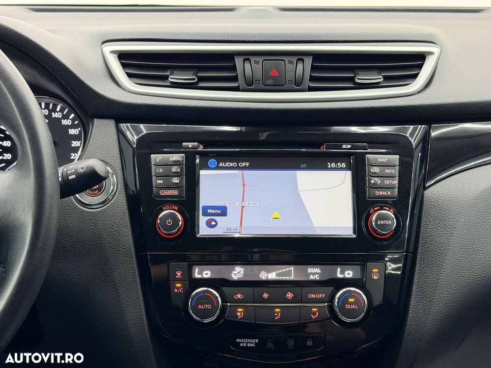 Nissan Qashqai 1.2 DIG-T Start/Stop N-Connecta - 33