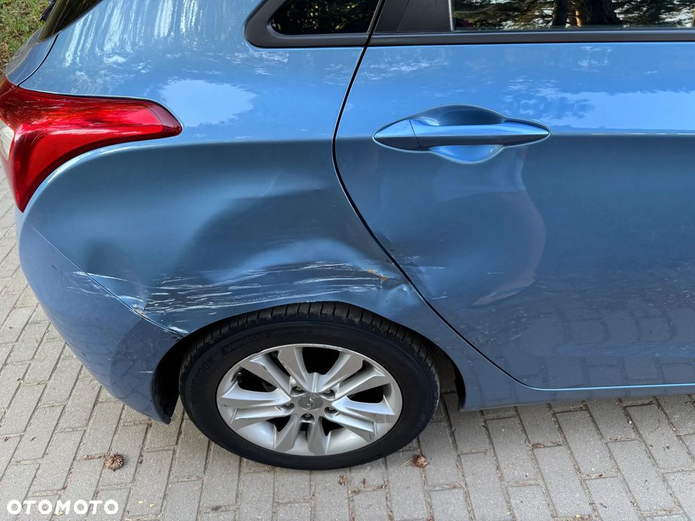 Hyundai i30 1.6 Trend - 9