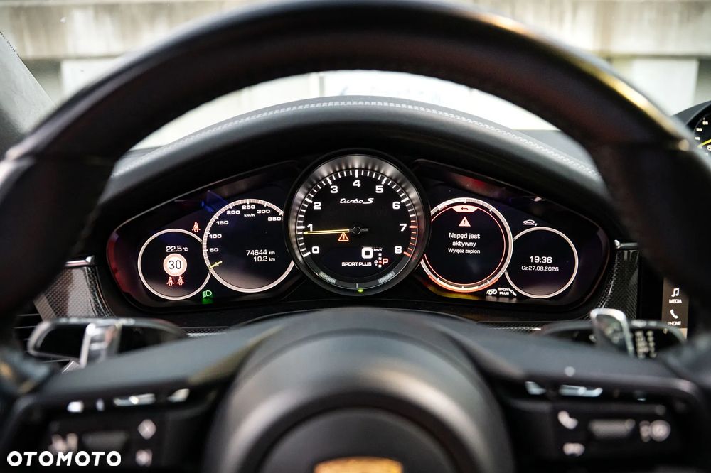 Porsche Panamera - 17