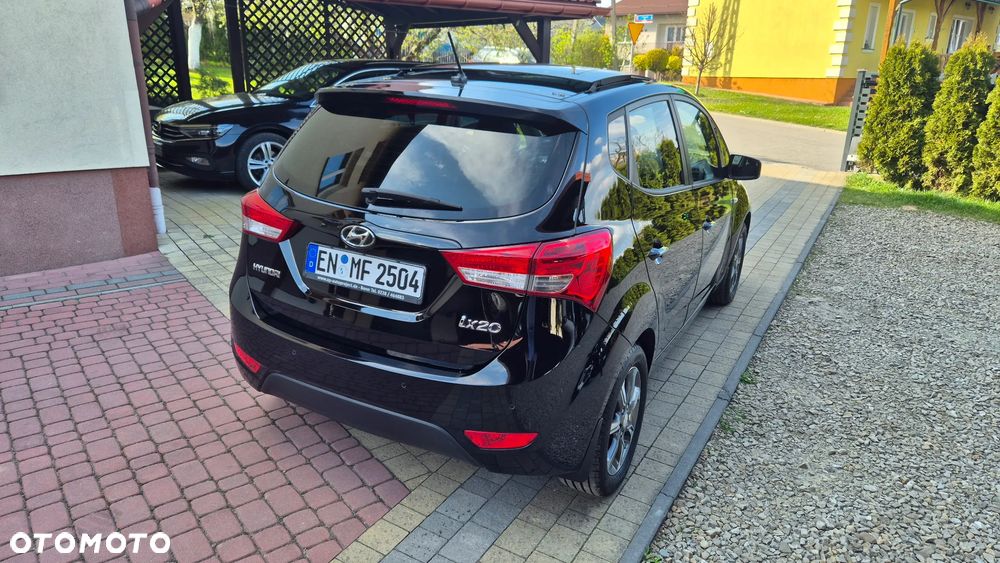 Hyundai ix20 1.6 Premium - 14