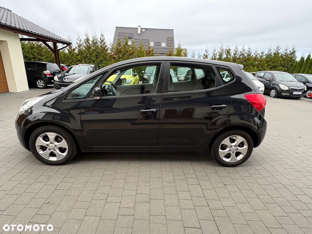 Kia Venga - 5
