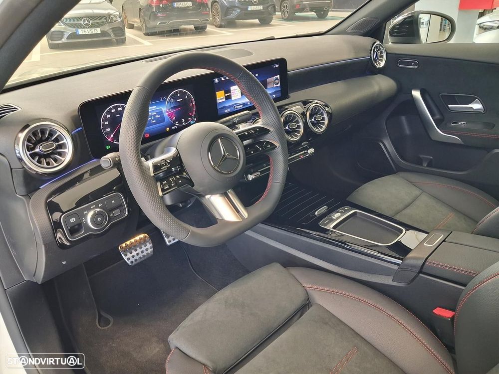 Mercedes-Benz A 180 d - 12