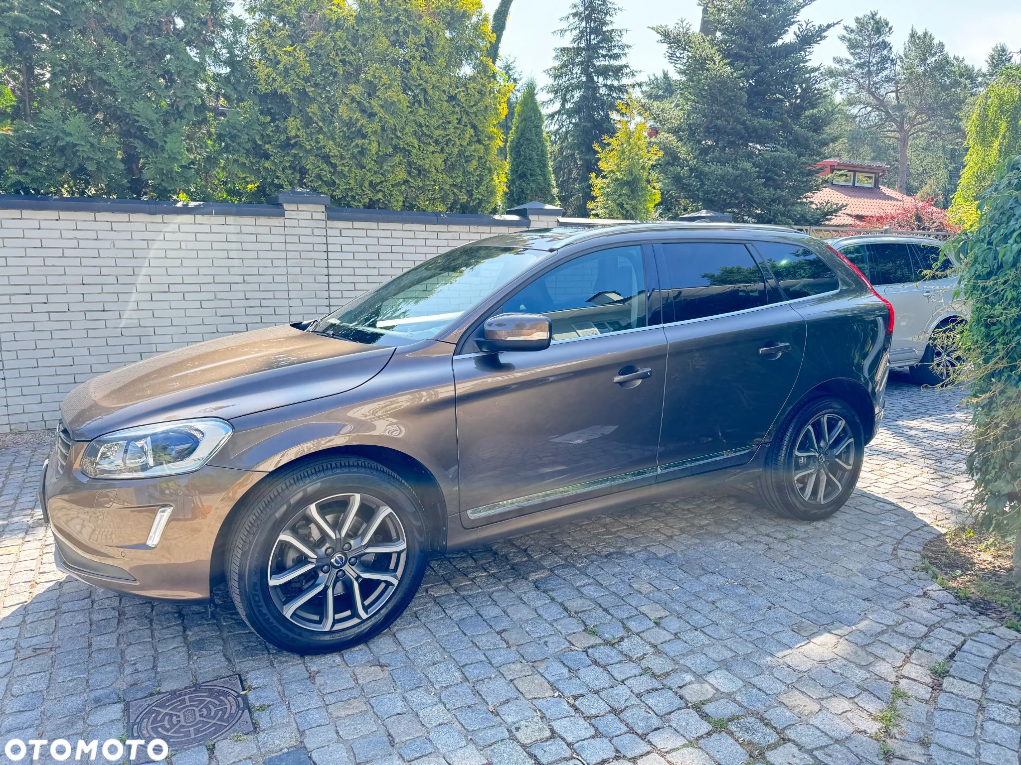 Volvo XC 60 D4 AWD Summum - 1