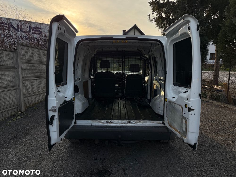 Ford Transit Connect - 22