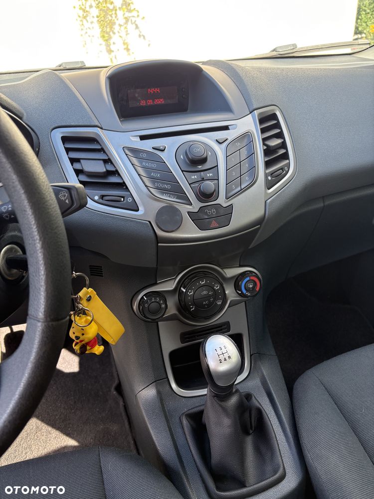 Ford Fiesta 1.25 Ambiente - 4