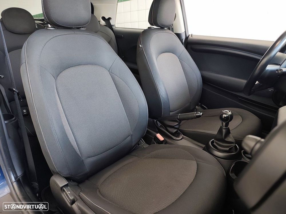 MINI 3 Portas One - 12