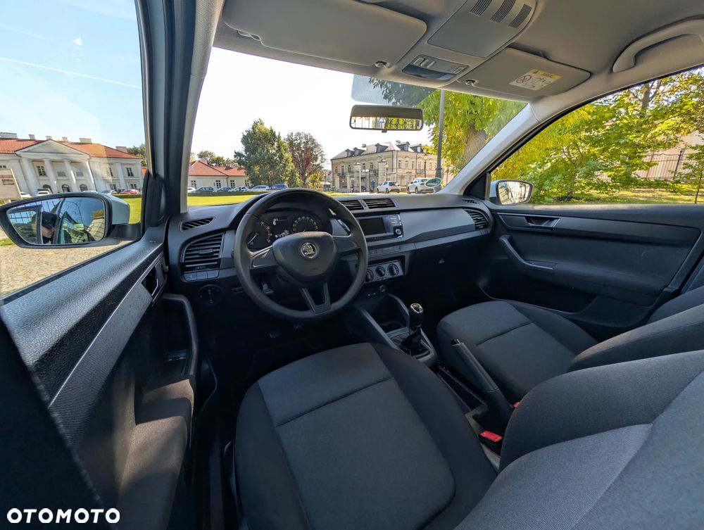 Skoda Fabia - 18