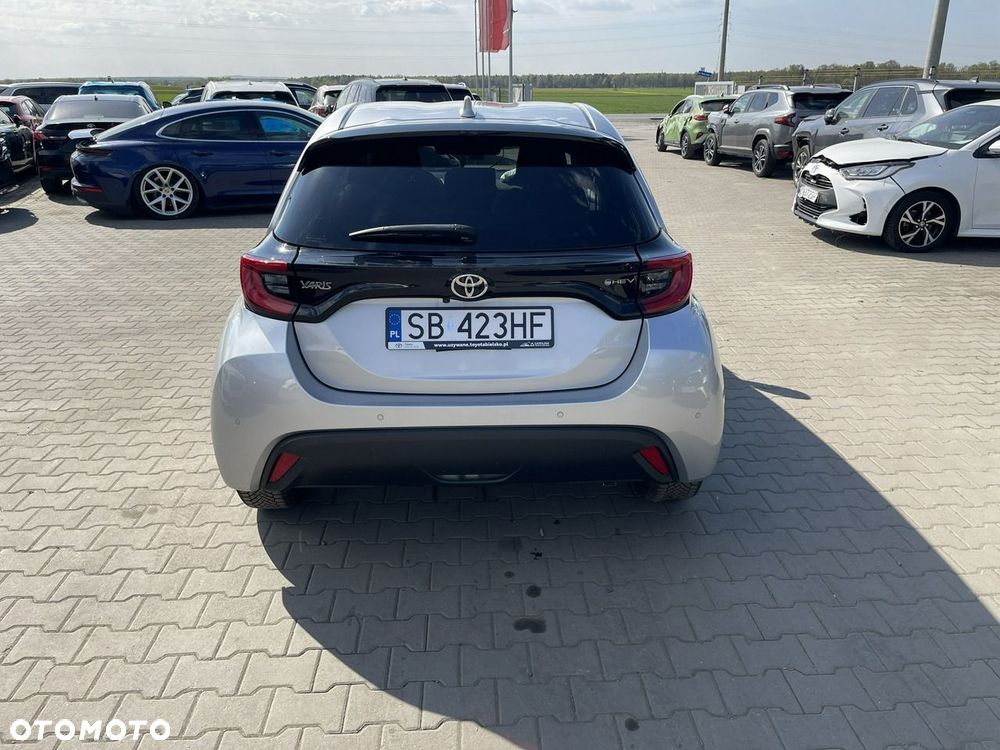Toyota Yaris - 7
