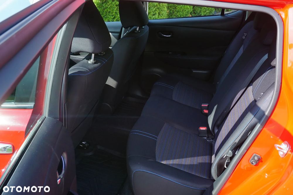 Nissan Leaf 40kWh Acenta - 16