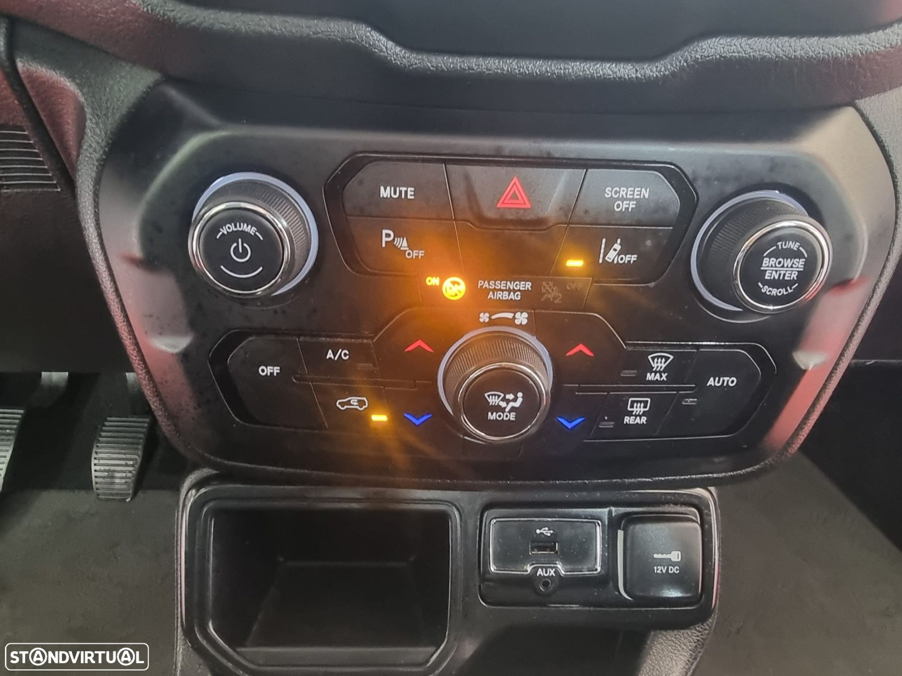 Jeep Renegade 1.0 T Limited - 22