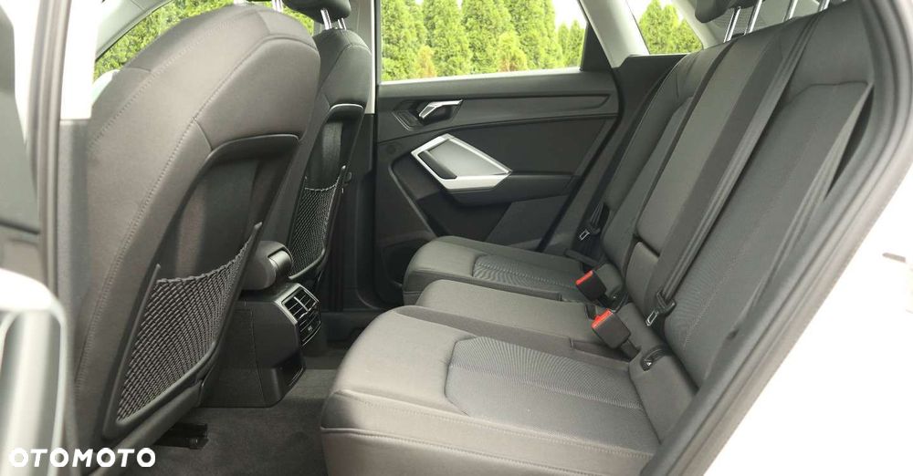 Audi Q3 35 TDI quattro S tronic - 18