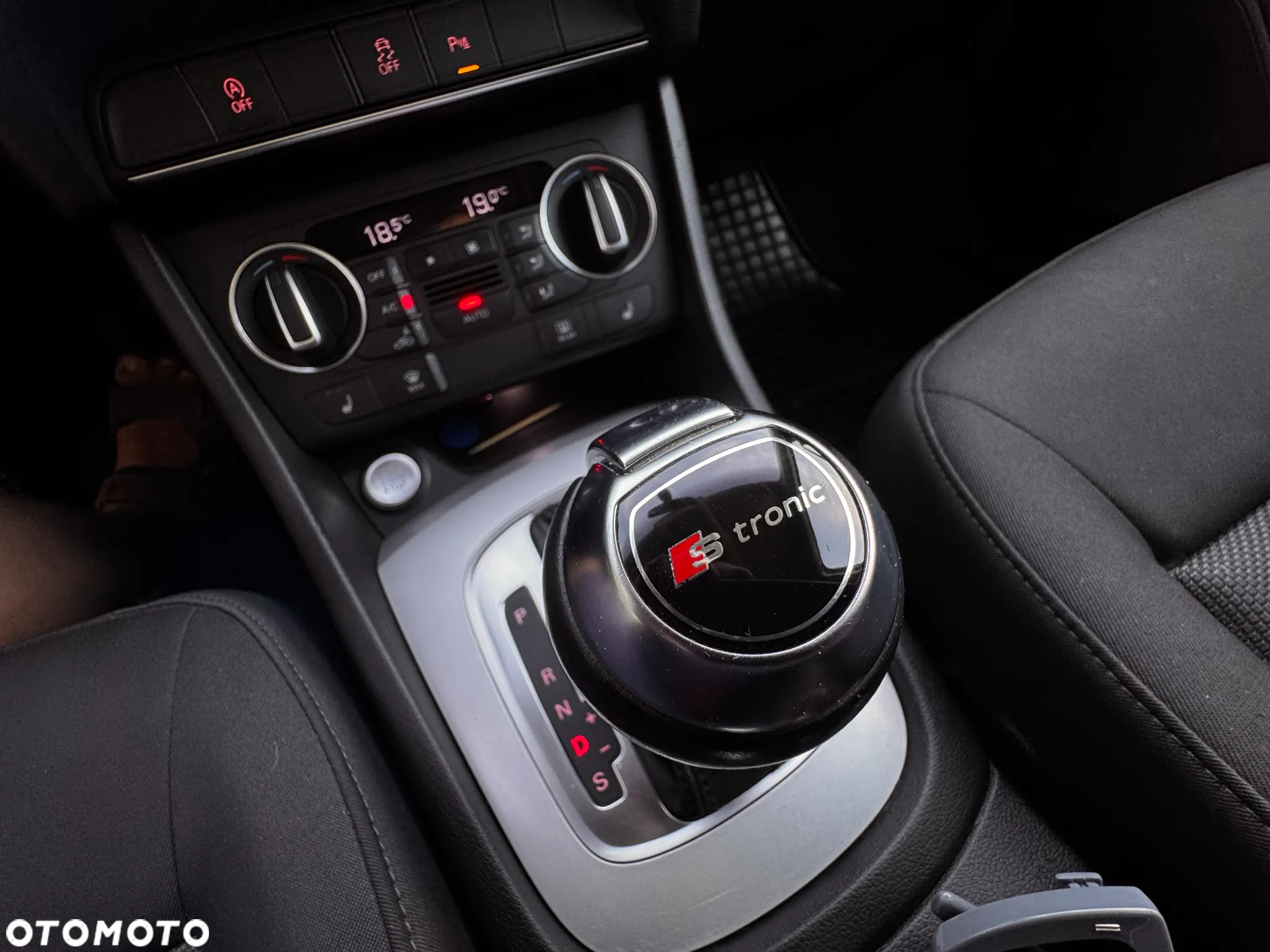 Audi Q3 1.4 TFSI S tronic - 22
