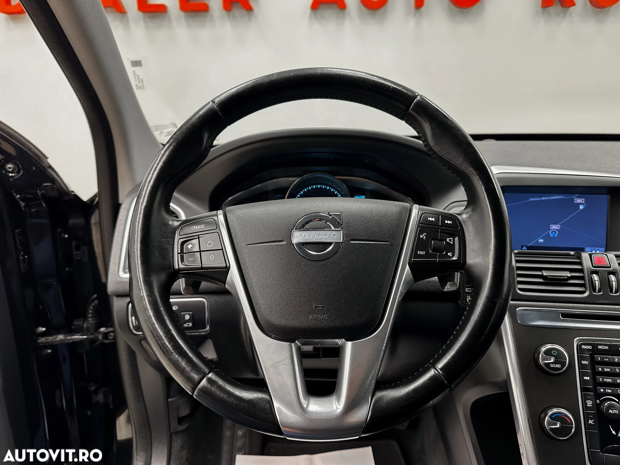 Volvo XC 60 2.4D AWD Aut. Summum - 23