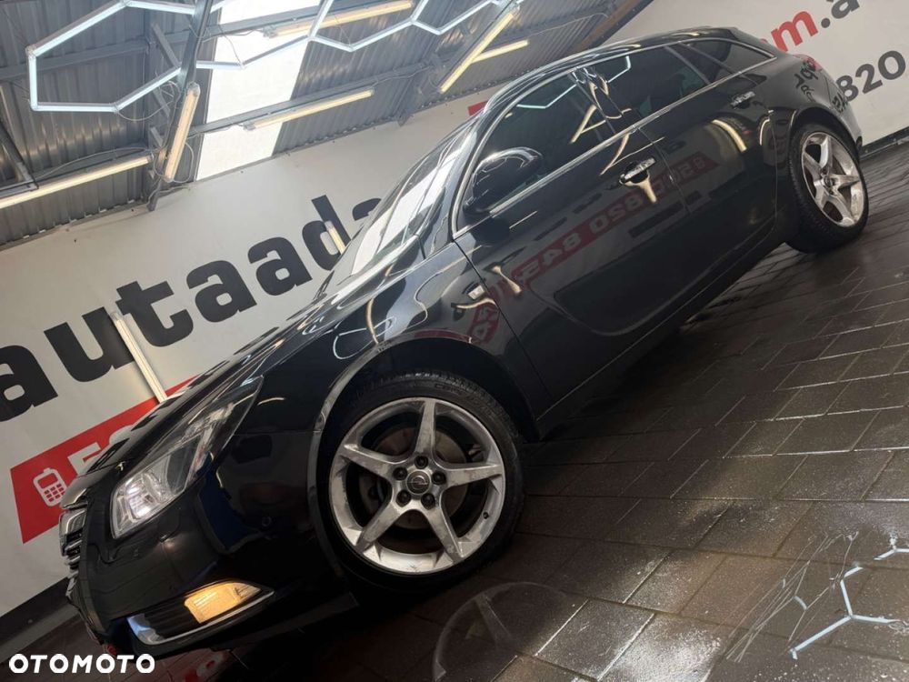 Opel Insignia - 11