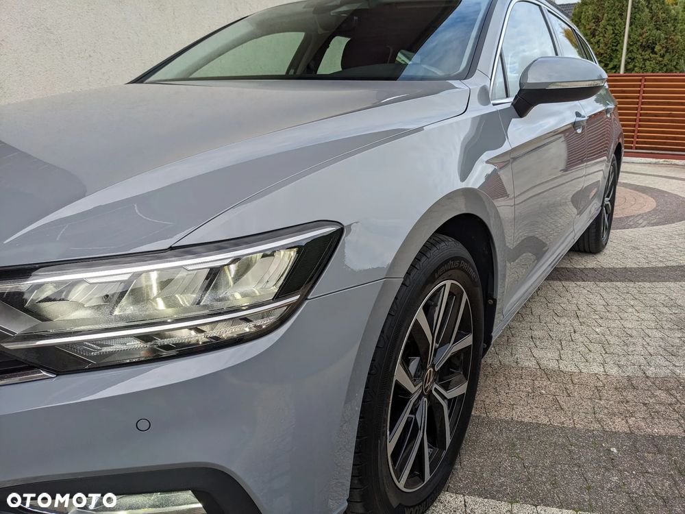 Volkswagen Passat 2.0 TDI SCR Style DSG - 12