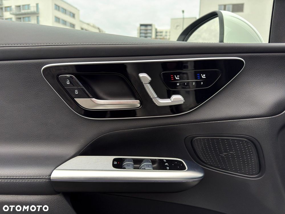 Mercedes-Benz GLC 200 mHEV 4-Matic AMG Line - 16