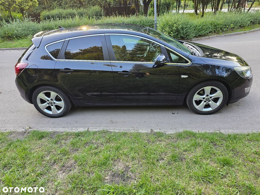 Opel Astra IV 1.6 T Sport - 9