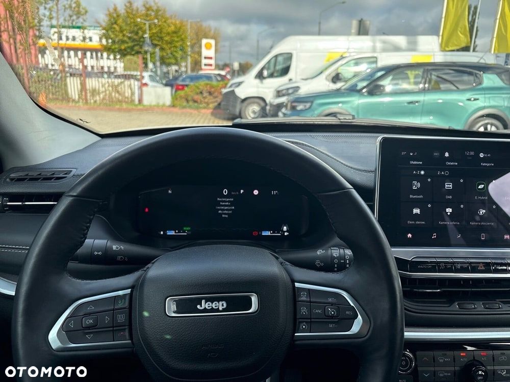 Jeep Compass - 16
