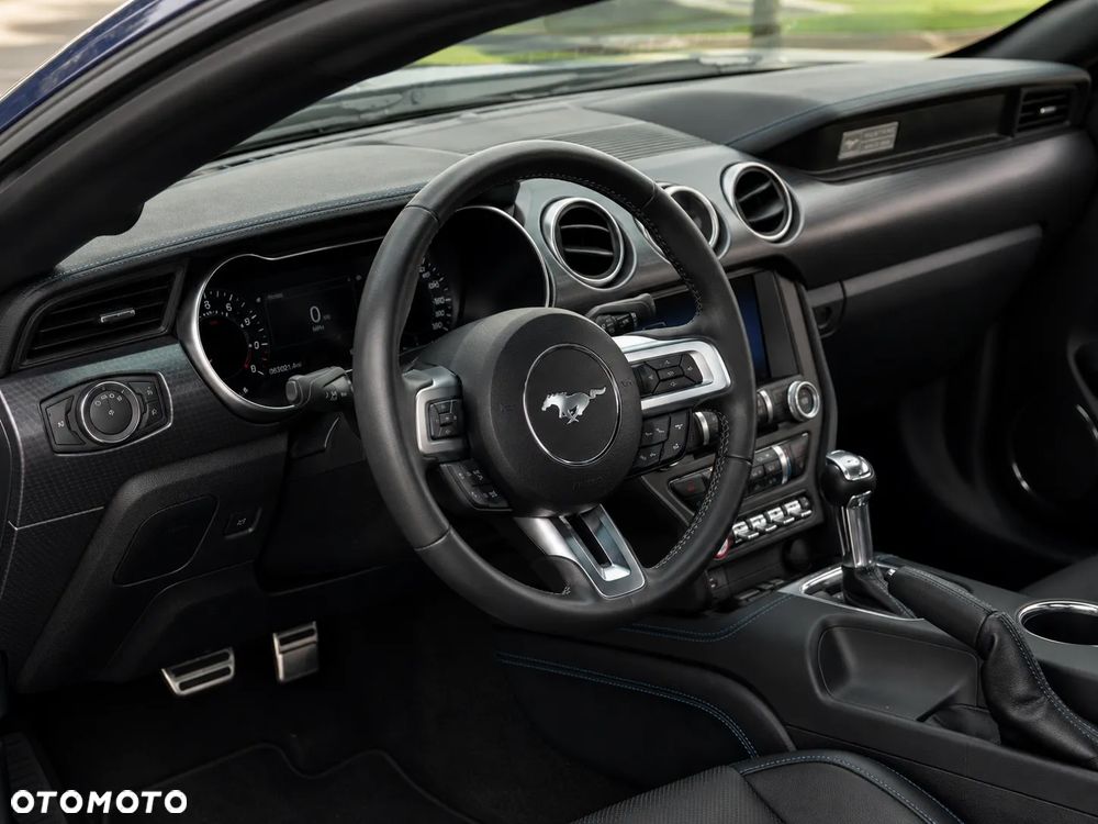 Ford Mustang - 9
