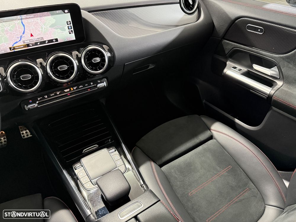 Mercedes-Benz GLA 250 e 8G-DCT AMG Line - 24