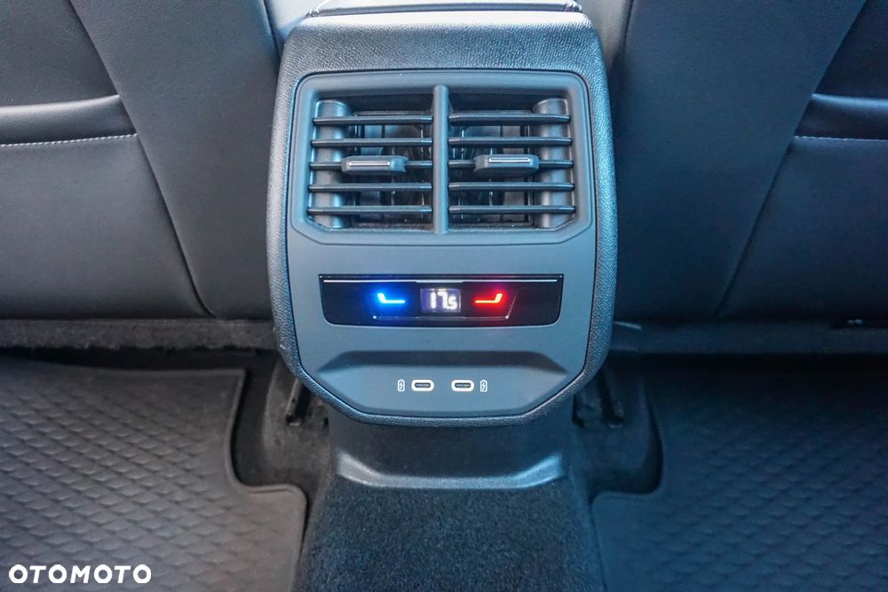 Cupra Formentor 1.5 TSI DSG - 32
