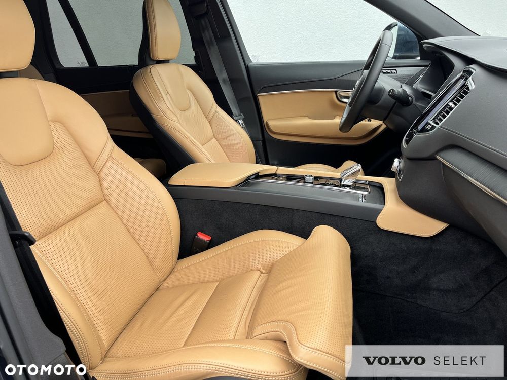 Volvo XC 90 - 29