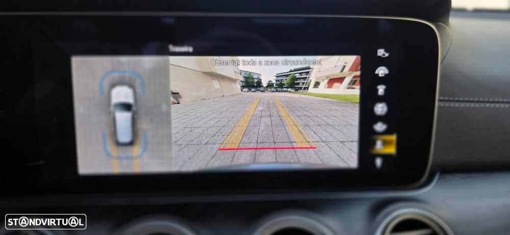 Mercedes-Benz E 300 de 4Matic 9G-TRONIC AMG Line - 27