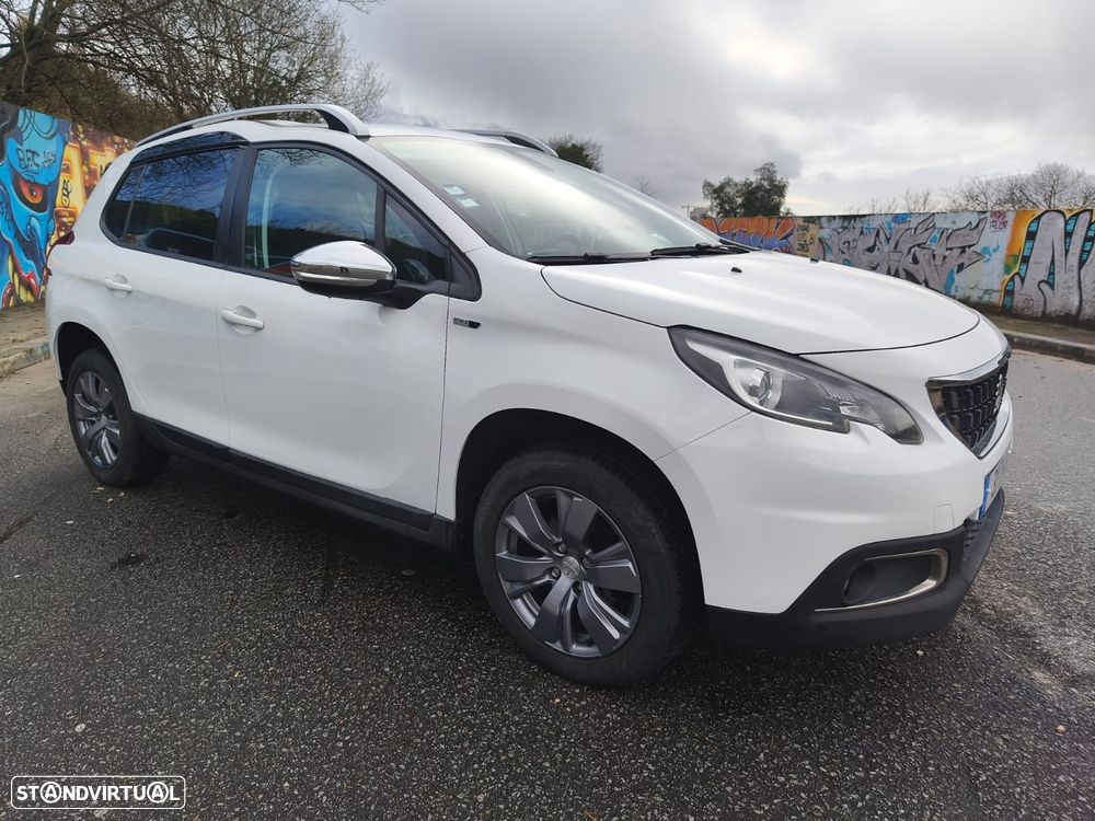 Peugeot 2008 1.6 BlueHDi Style - 9