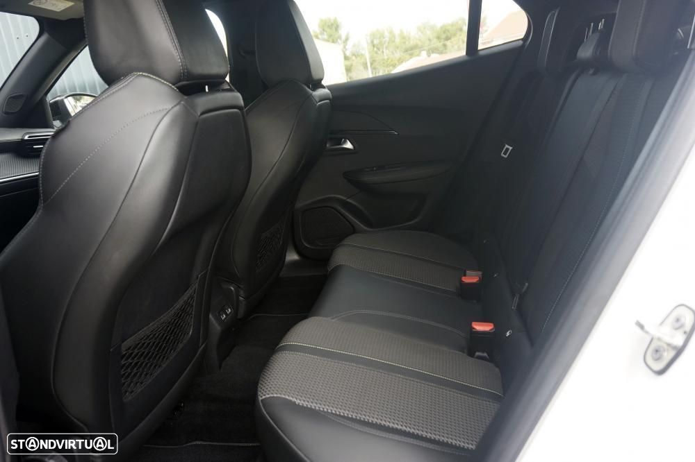 Peugeot 2008 1.2 PureTech GT Line - 5