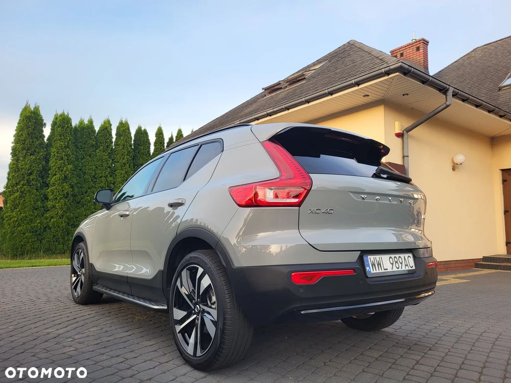 Volvo XC 40 B5 AWD Ultimate Dark - 11