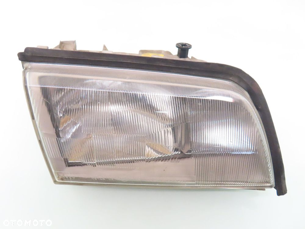 LAMPA PRAWA PRZEDNIA MERCEDES W202 0301036202 - 1