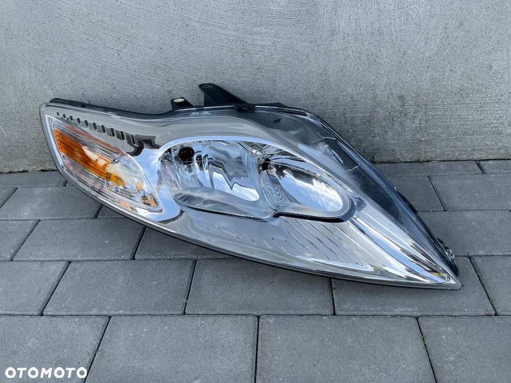 LAMPA PRZEDNIA PRAWA FORD MONDEO MK4 LIFT 2010-2015 - NOWA VISTEON - 1