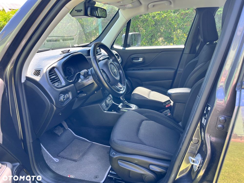 Jeep Renegade - 13