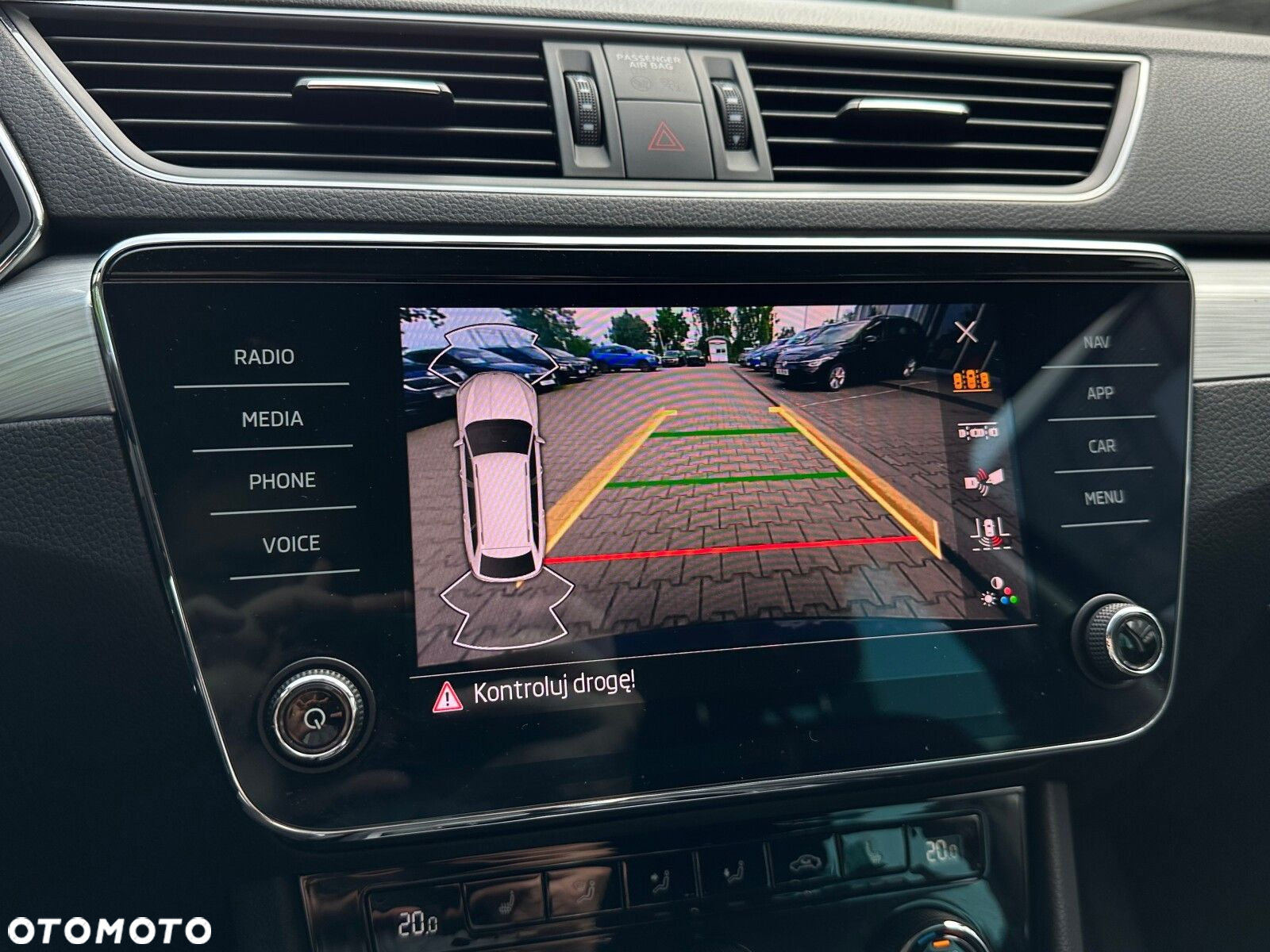 Skoda Superb 1.5 TSI Ambition DSG - 38