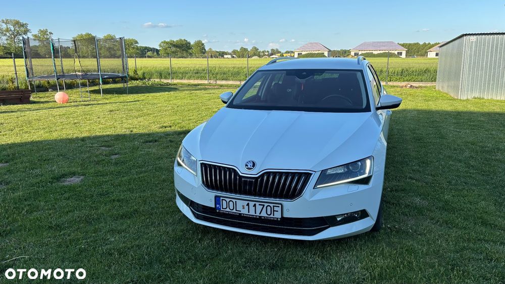 Skoda Superb 2.0 TDI Style - 1