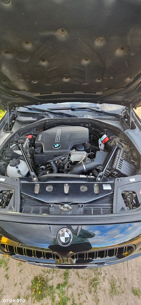 BMW Seria 5 528i xDrive Luxury Line - 13