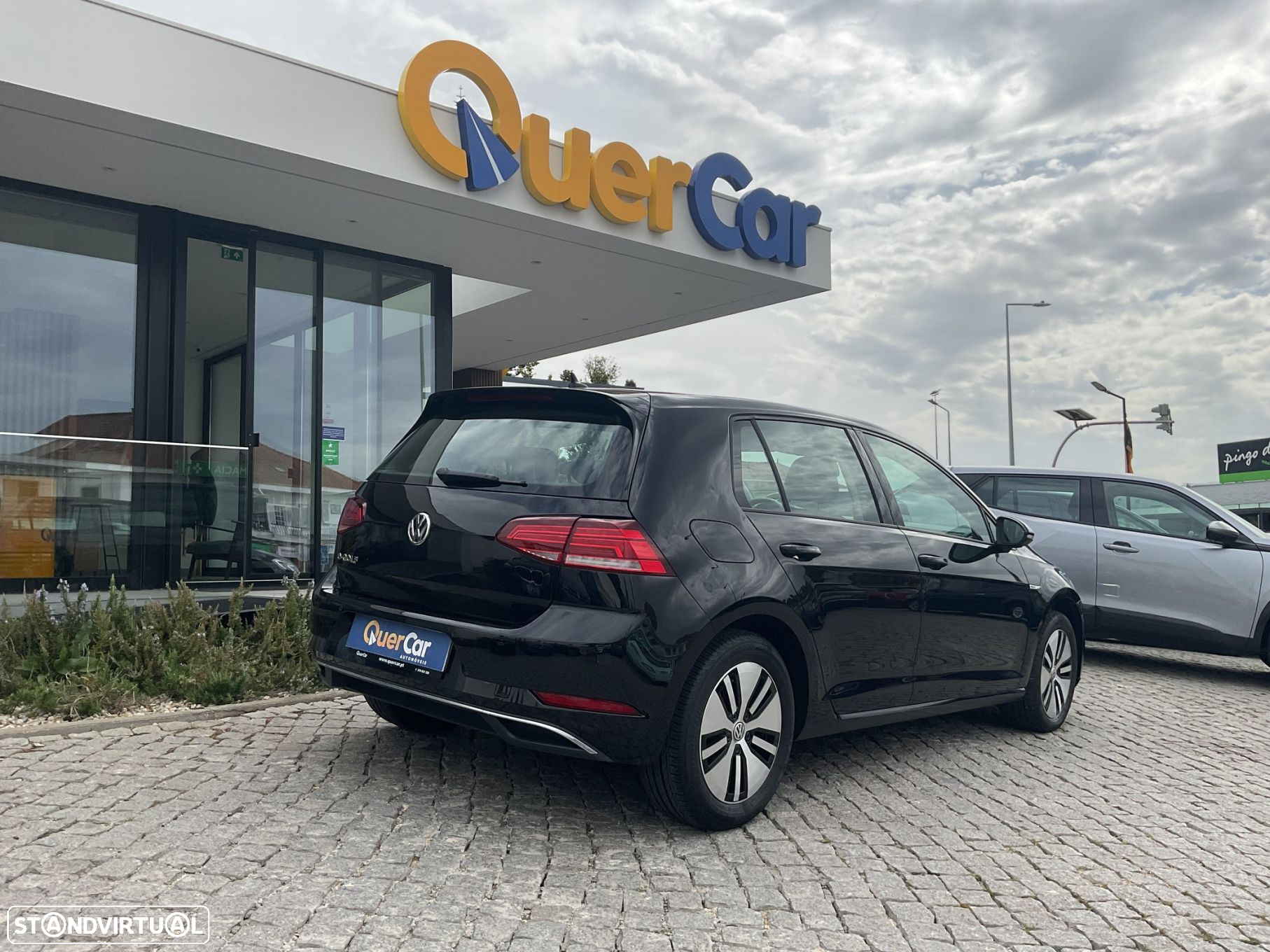 VW e-Golf - 12