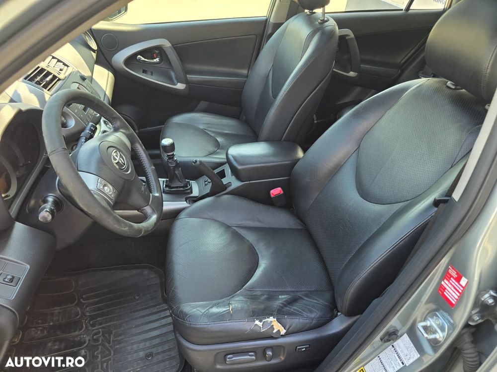 Toyota RAV4 - 20