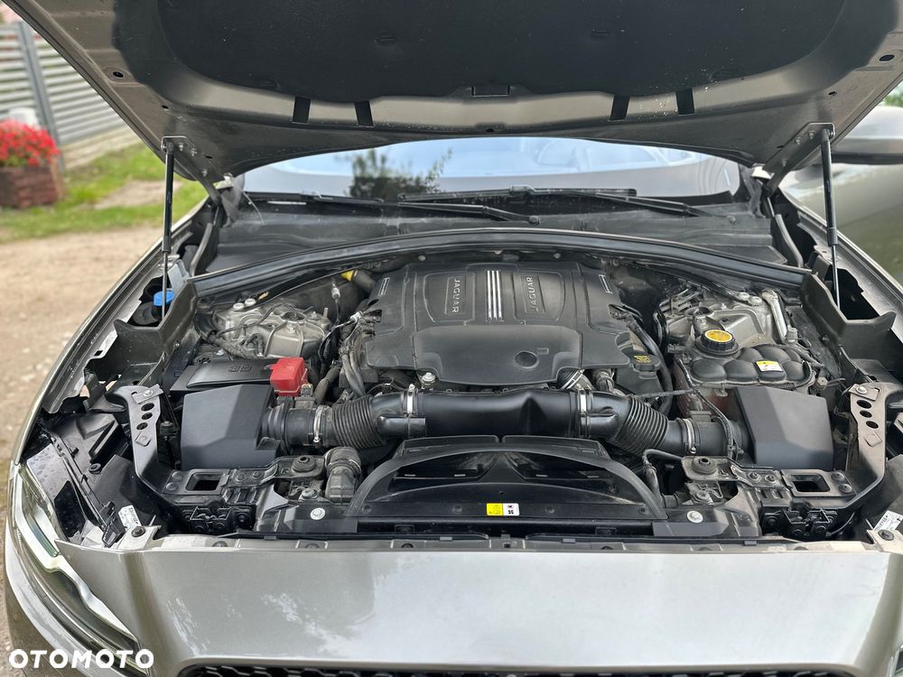 Jaguar F-Pace 3.0 V6 AWD S - 14