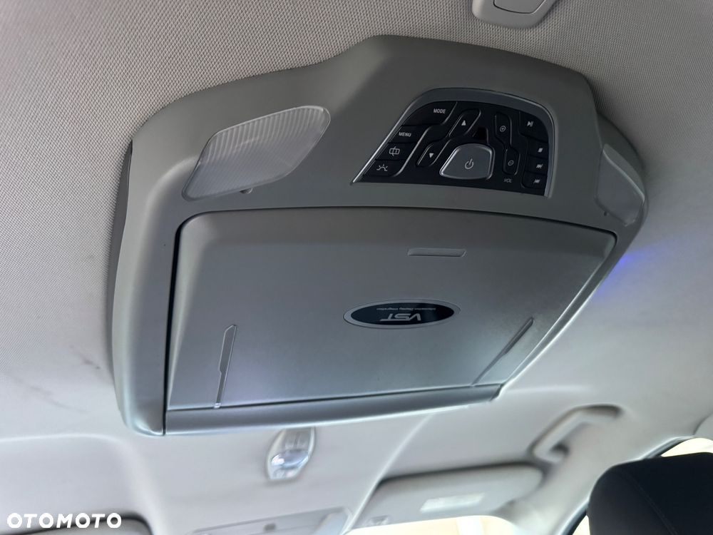 Ford Kuga 2.0 TDCi 2x4 Titanium - 15