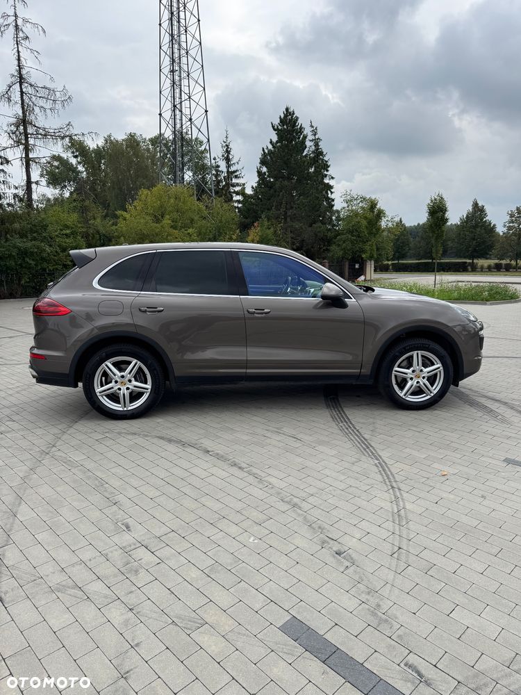 Porsche Cayenne Tiptronic S - 9